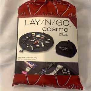 NWT Lay N Go Cosmetic bag plus